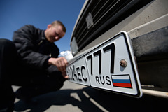 Евросоюз прекратил пропуск зарегистрированных в России и Белоруссии автомобилей