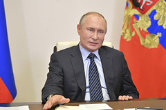 Путин наградил спасателей после крушения Ми-8 на Камчатке
