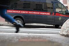 Мужчина с топором напал на служебную машину Следственного комитета России